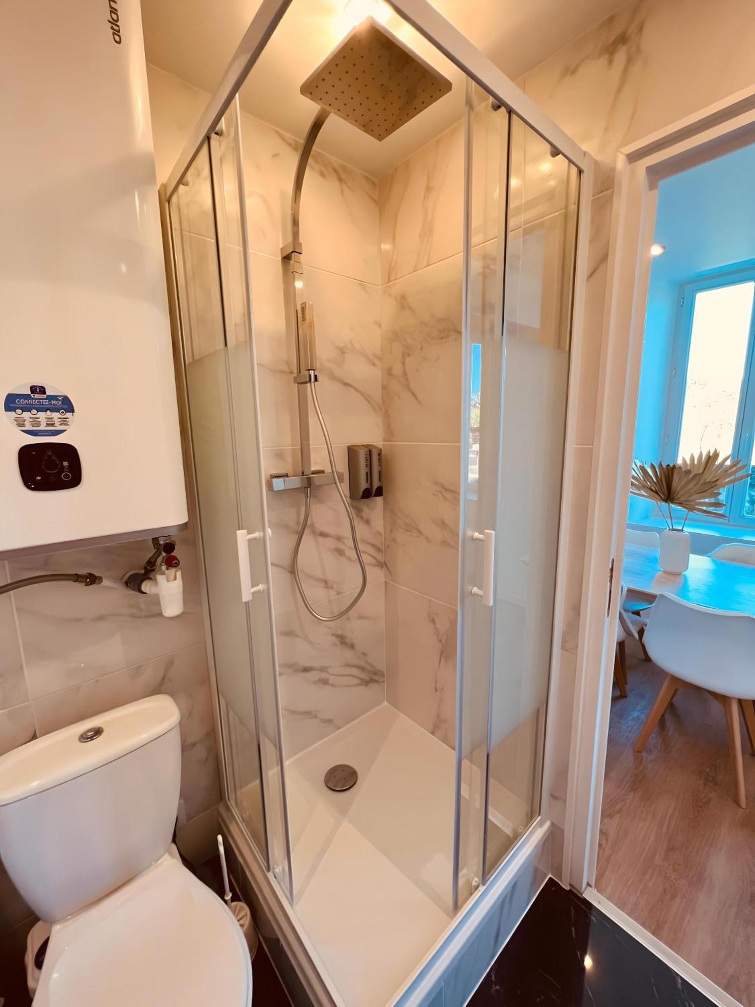 Le Golden Garden - Home Homy Montlucon Ngoại thất bức ảnh